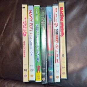 Set of 7 Warner Brothers kids movies!